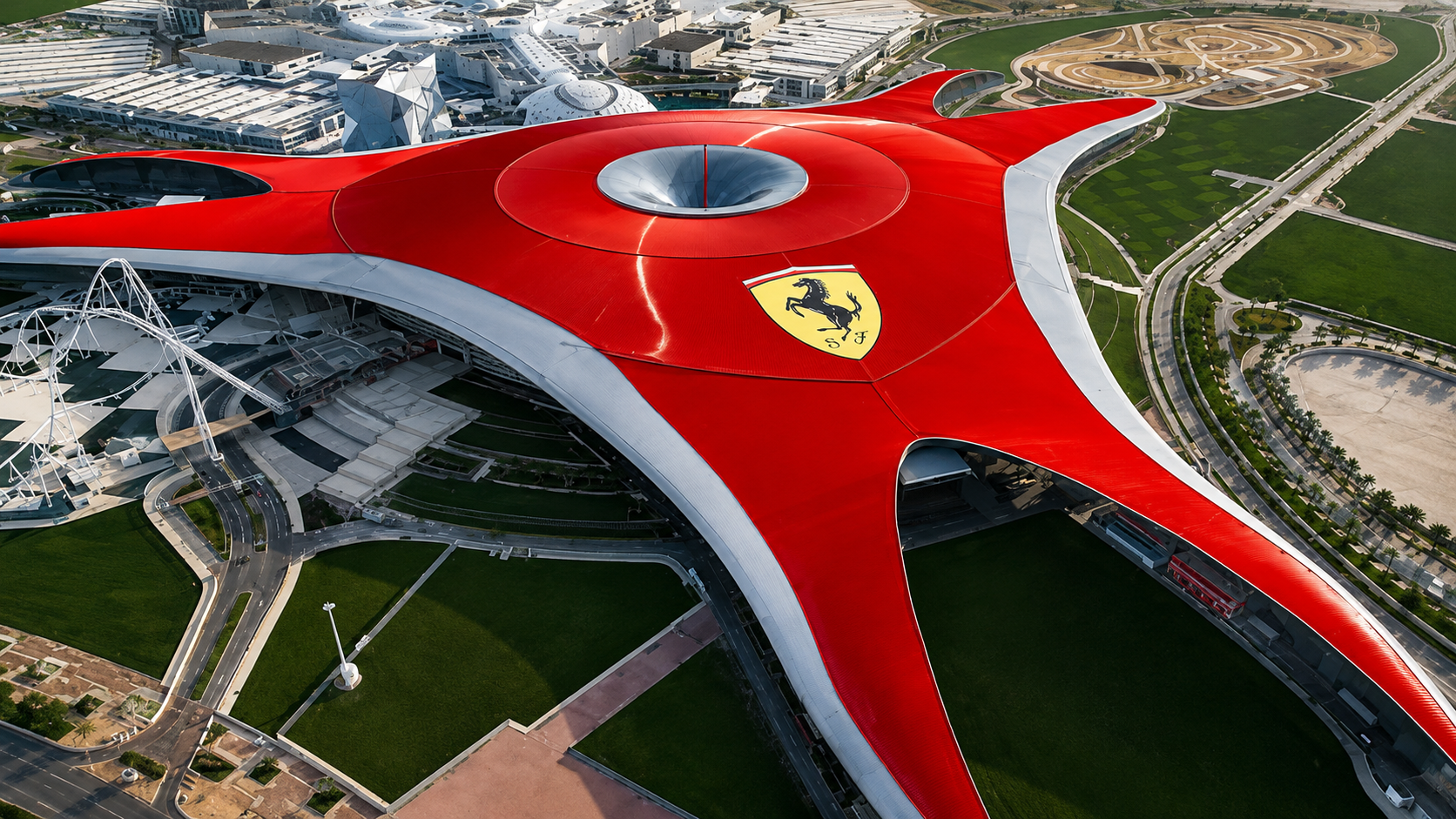 Ferrari World Abu Dhabi: Taman Hiburan Bertema Ferrari Terbesar Ferrari World Abu Dhabi: Taman Hiburan Bertema Ferrari Terbesar