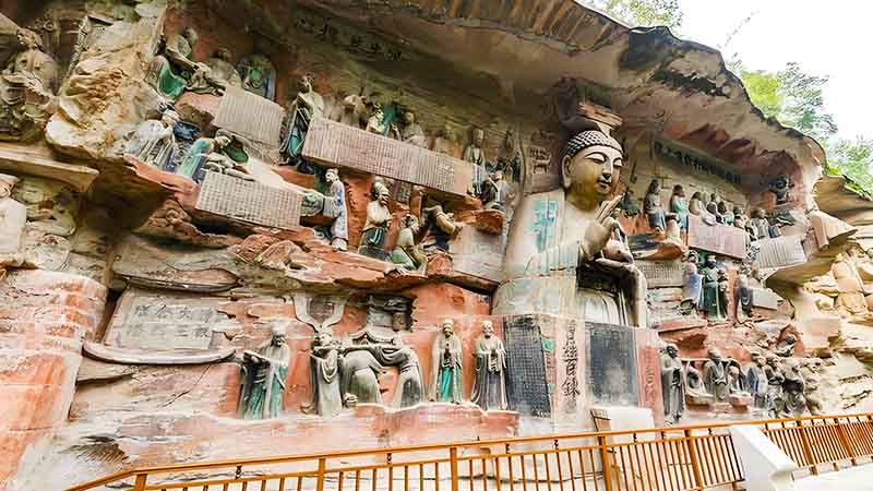 Dazu Rock Carvings: Warisan Pahatan Batu Spektakuler dari Tiongkok Dazu Rock Carvings: Warisan Pahatan Batu Spektakuler dari Tiongkok