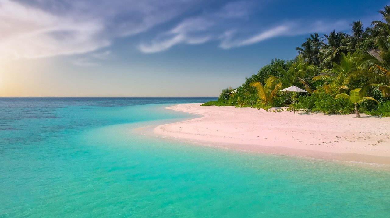 Pantai Lakeba