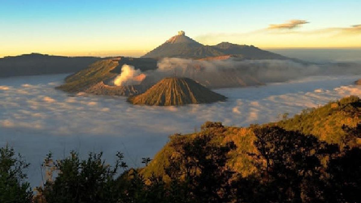 Gunung Bromo Indah, Pesona Alam yang Selalu Memikat