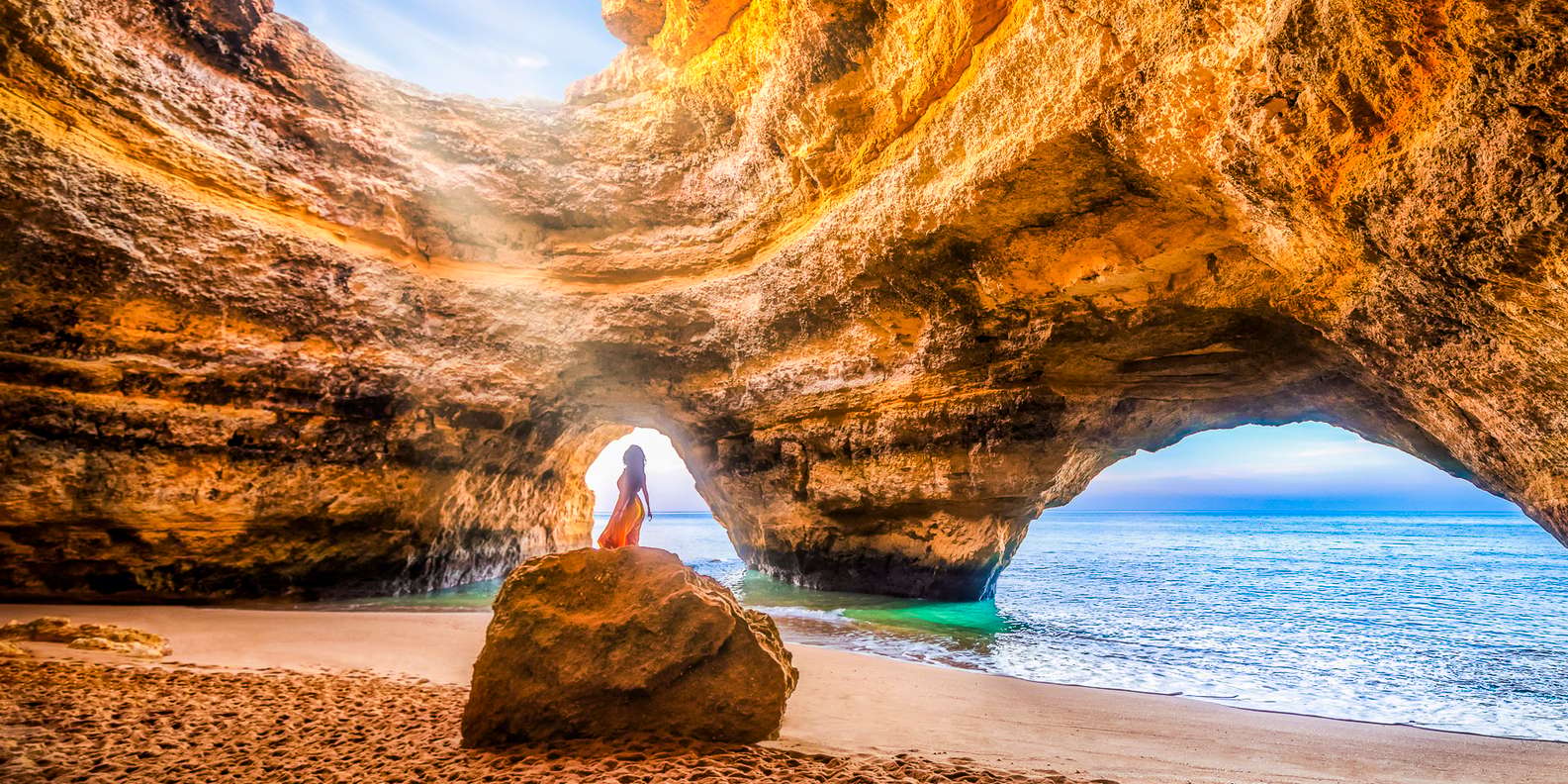 Benagil Cave: Gua Laut Ikonik Portugal yang Menyimpan Keajaiban Alam Atlantik