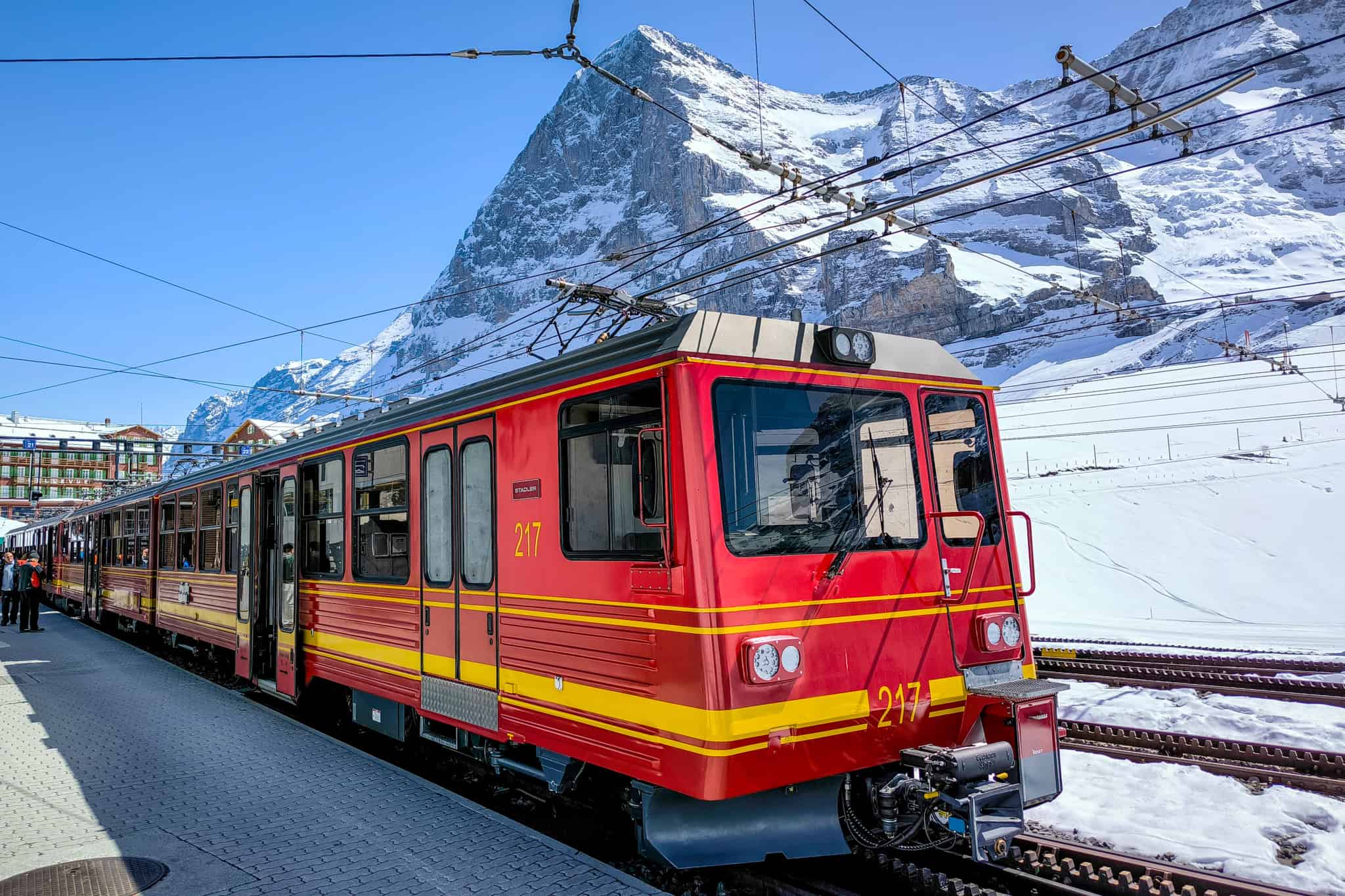 Jungfraujoch: Puncak Eropa di Swiss yang Menawarkan Panorama Alpen Tak Terlupakan