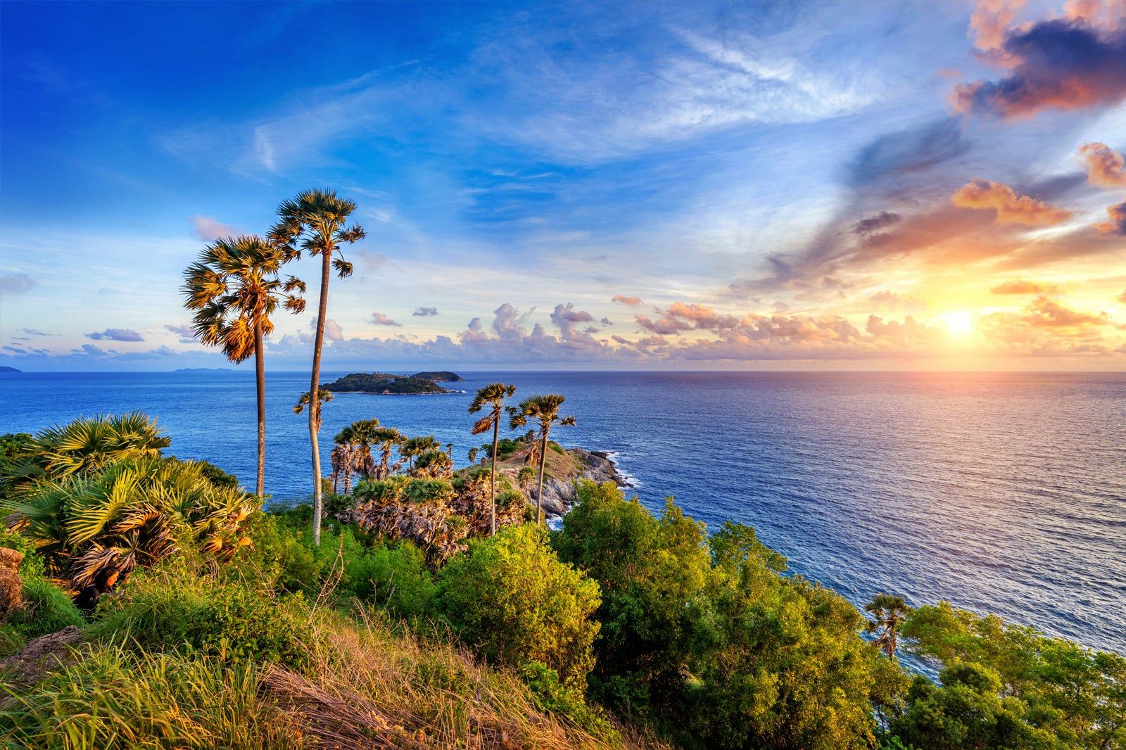 Promthep Cape, Pesona Ujung Selatan Phuket yang Memikat Promthep Cape, Pesona Ujung Selatan Phuket yang Memikat