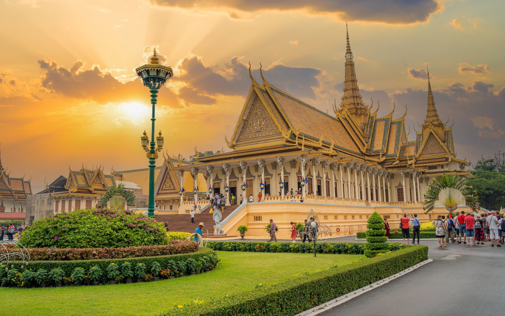 Royal Palace of Cambodia, Pesona Istana Kerajaan di Phnom Penh