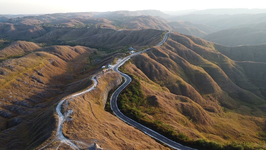 Savanna Tanarara, Lukisan Alam Eksotis di Sumba Timur